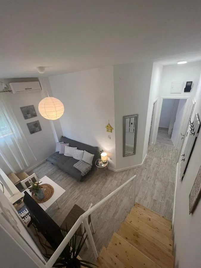 Apartment Luna Zadar